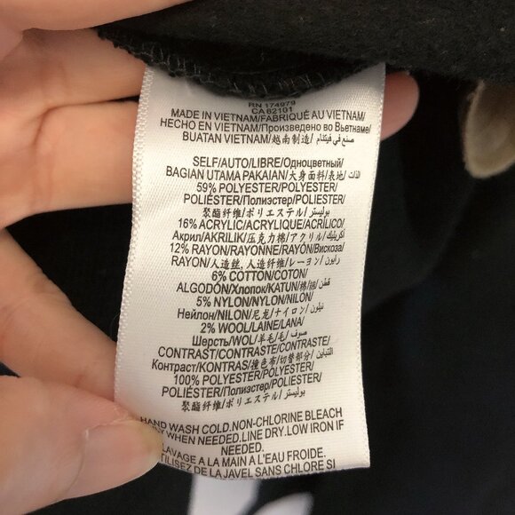 NEW BCBG Generation Black Sleeveless Piping Detail & Pockets Long Vest S - Picture 9 of 9